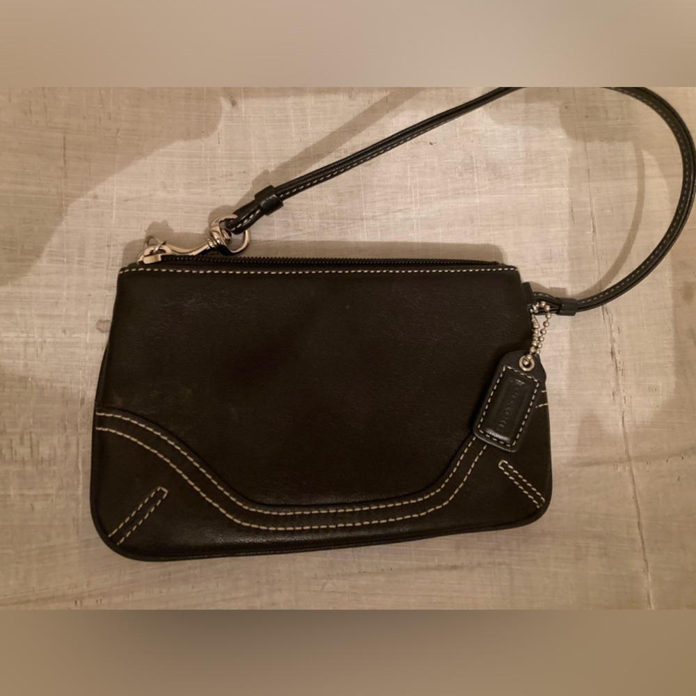 Vintage Coach Black White Stitch Leather Wristlet Mini Coin Purse Zip Strap